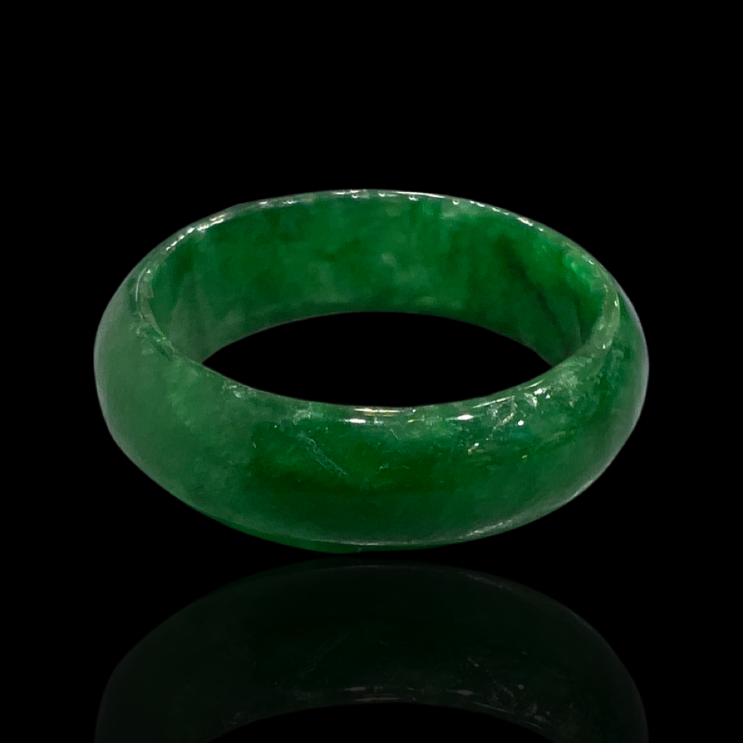Emerald Green Jade Ring The Classic Jewellers