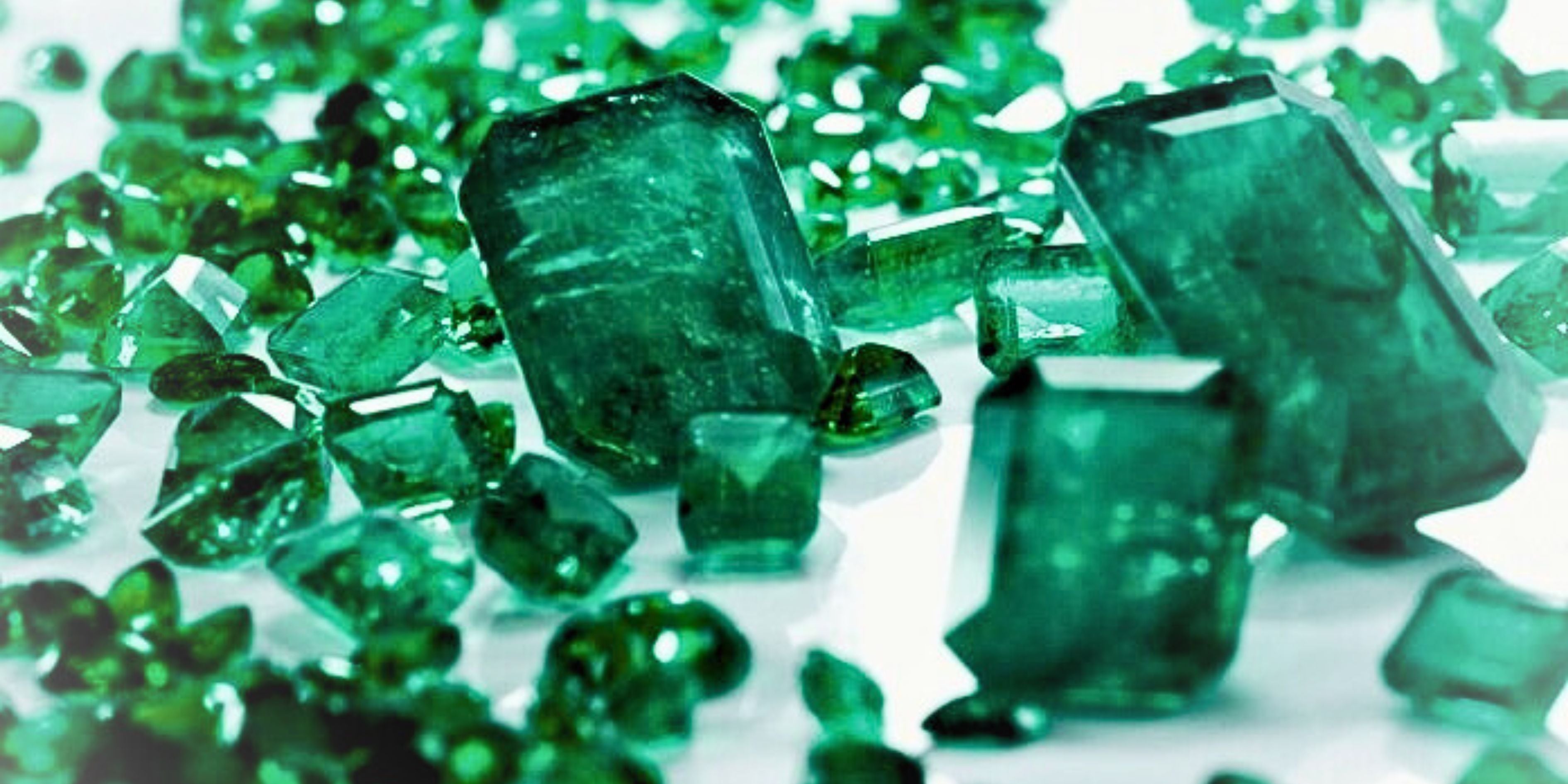 Elegance of Emeralds : The Meaning and Beauty Behind May's Birthstone