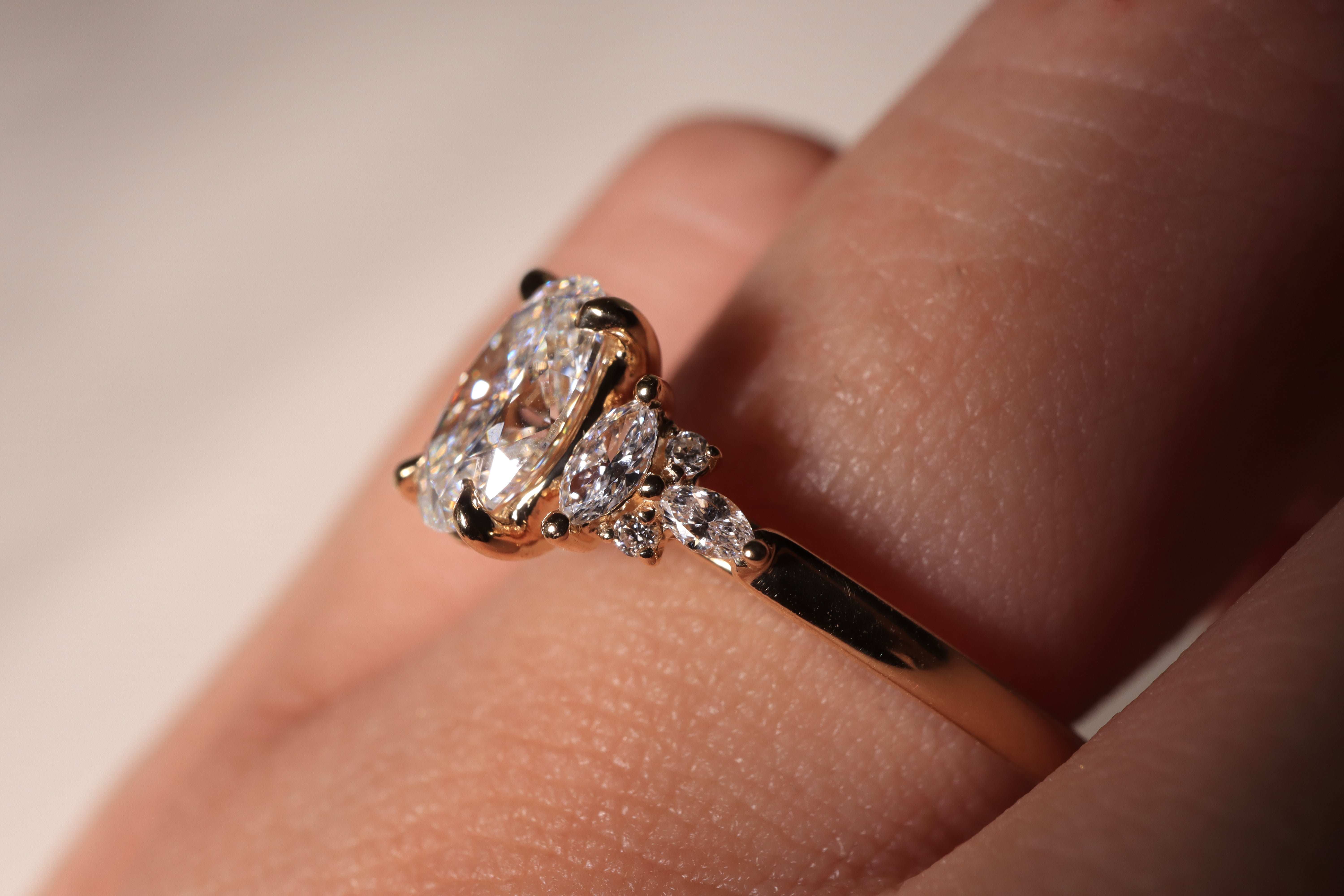 Quinn | 18K Yellow Gold 1ct Oval Lab Engagement Ring