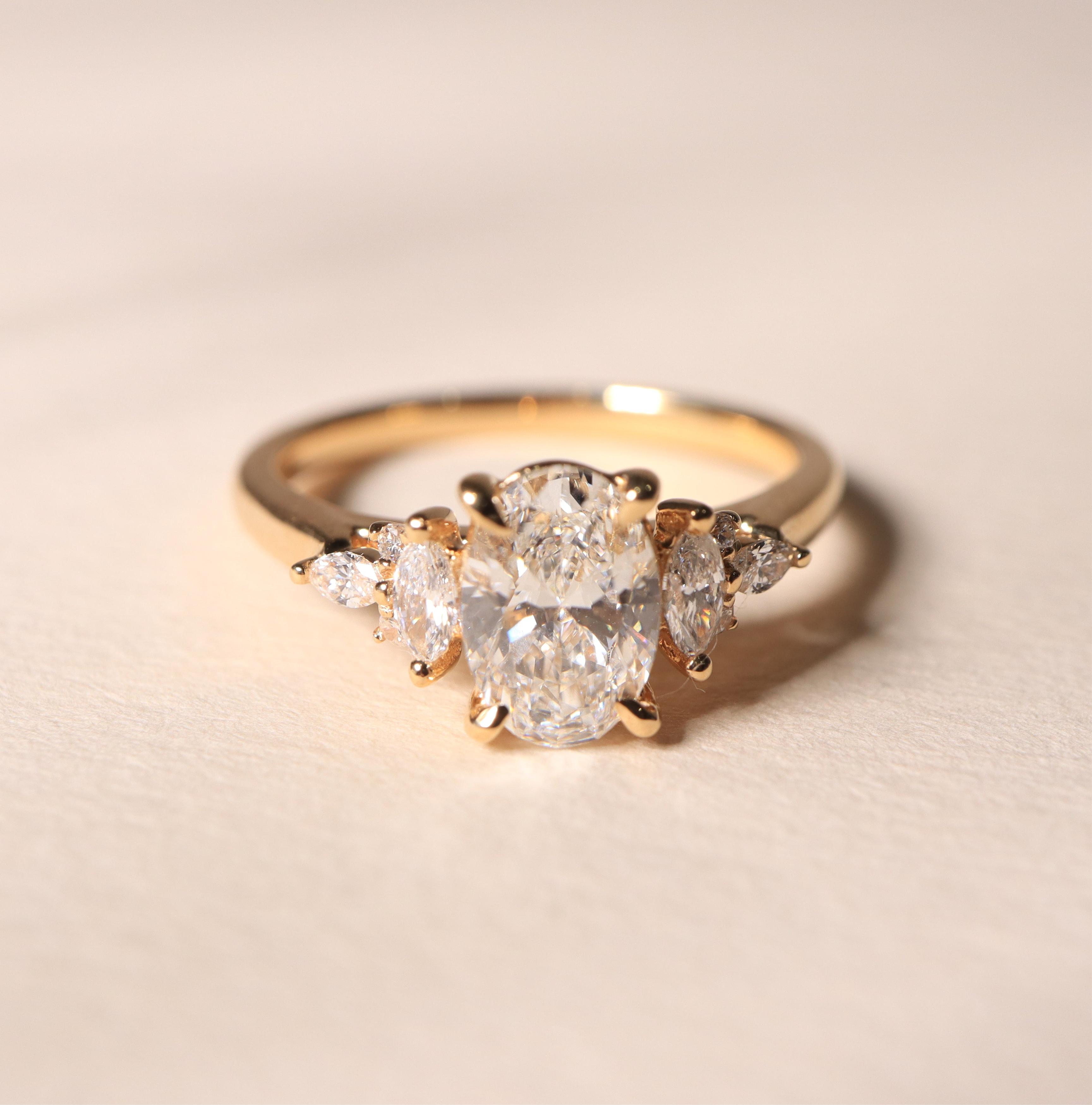 Quinn | 18K Yellow Gold 1ct Oval Lab Engagement Ring