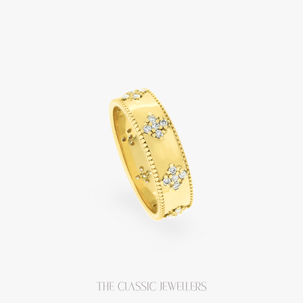 Astrid | 18K Yellow Gold Diamond Studded Band