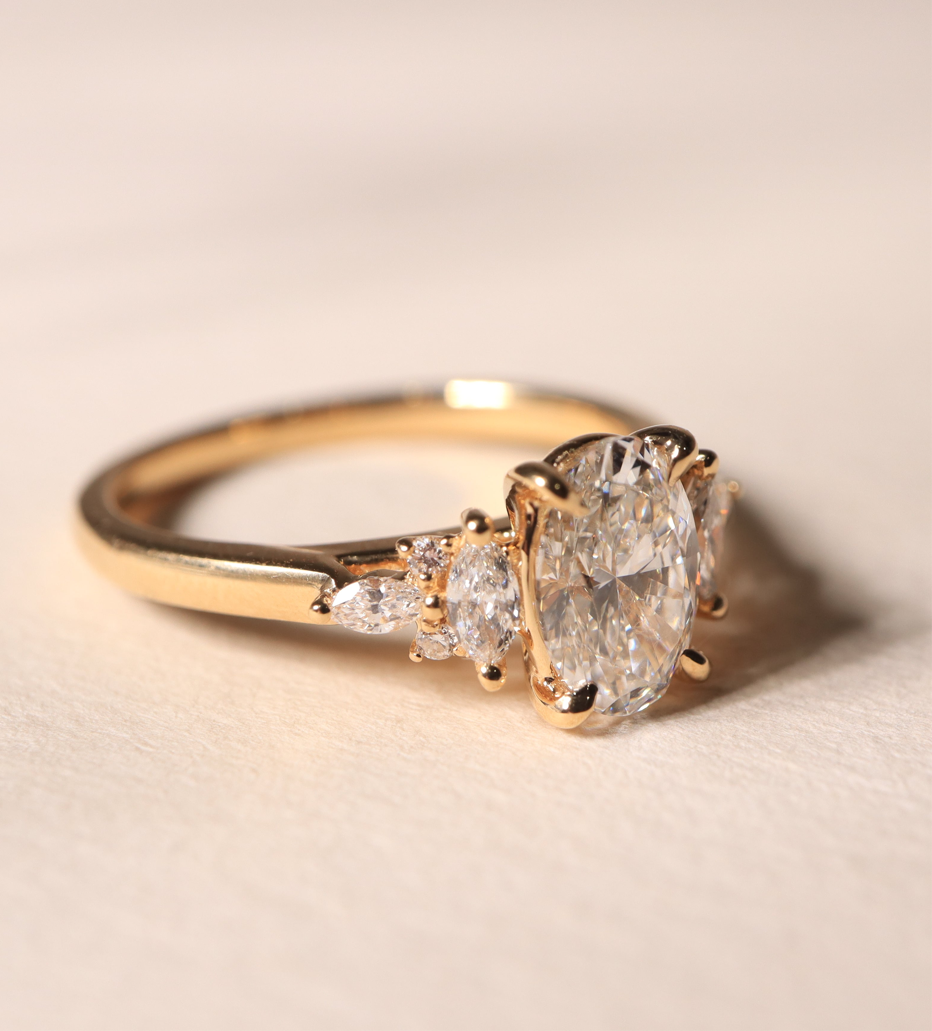 Quinn | 18K Yellow Gold 1ct Oval Lab Engagement Ring