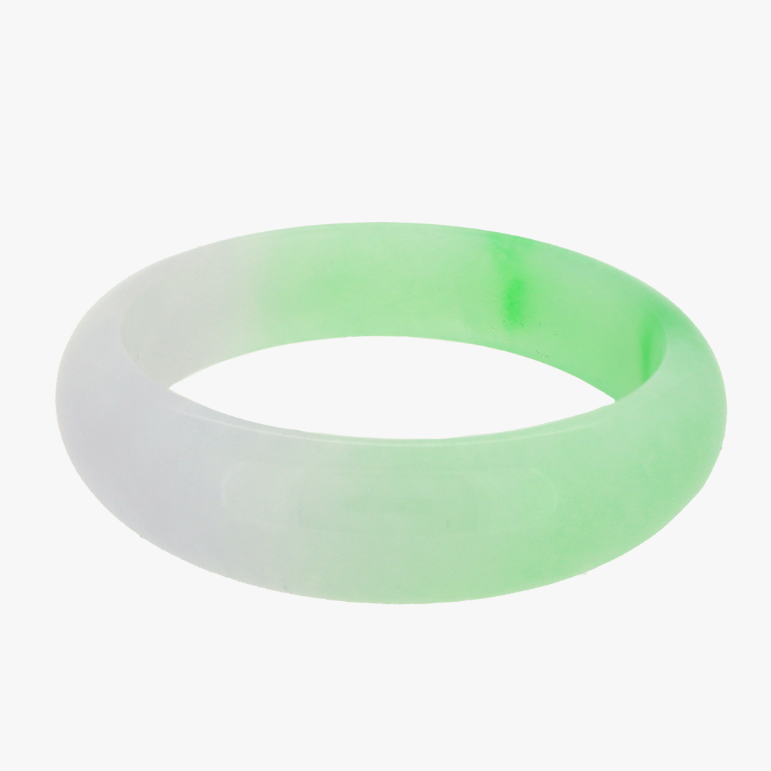 Gentle Mist Jade Bangle