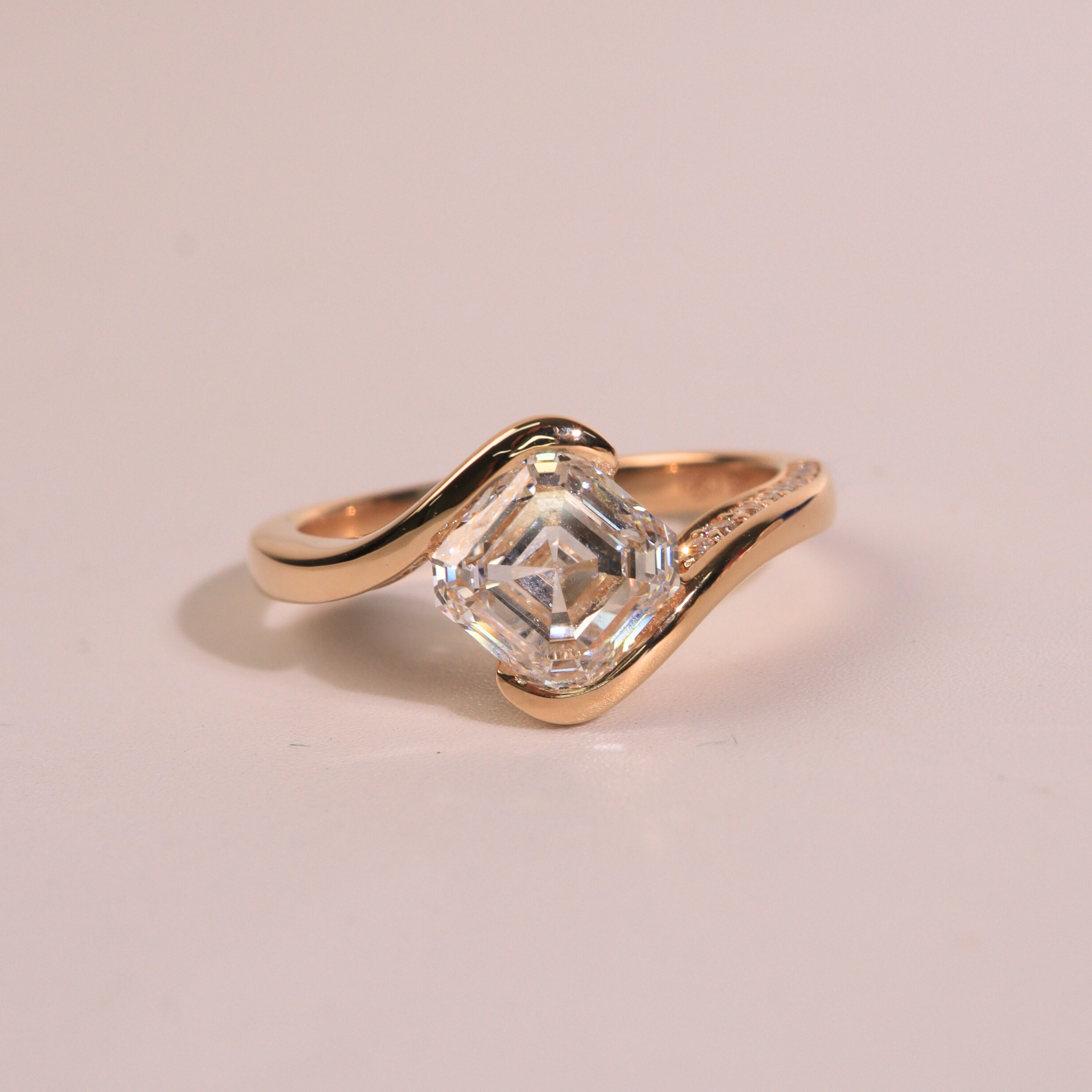 ASH | 1.5ct Square Emerald Ring- Ready to Ship - The Classic Jewellers