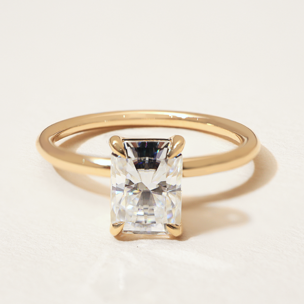 VIOLET | 9K YELLOW GOLD RADIANT SOLITAIRE PROPOSAL RING