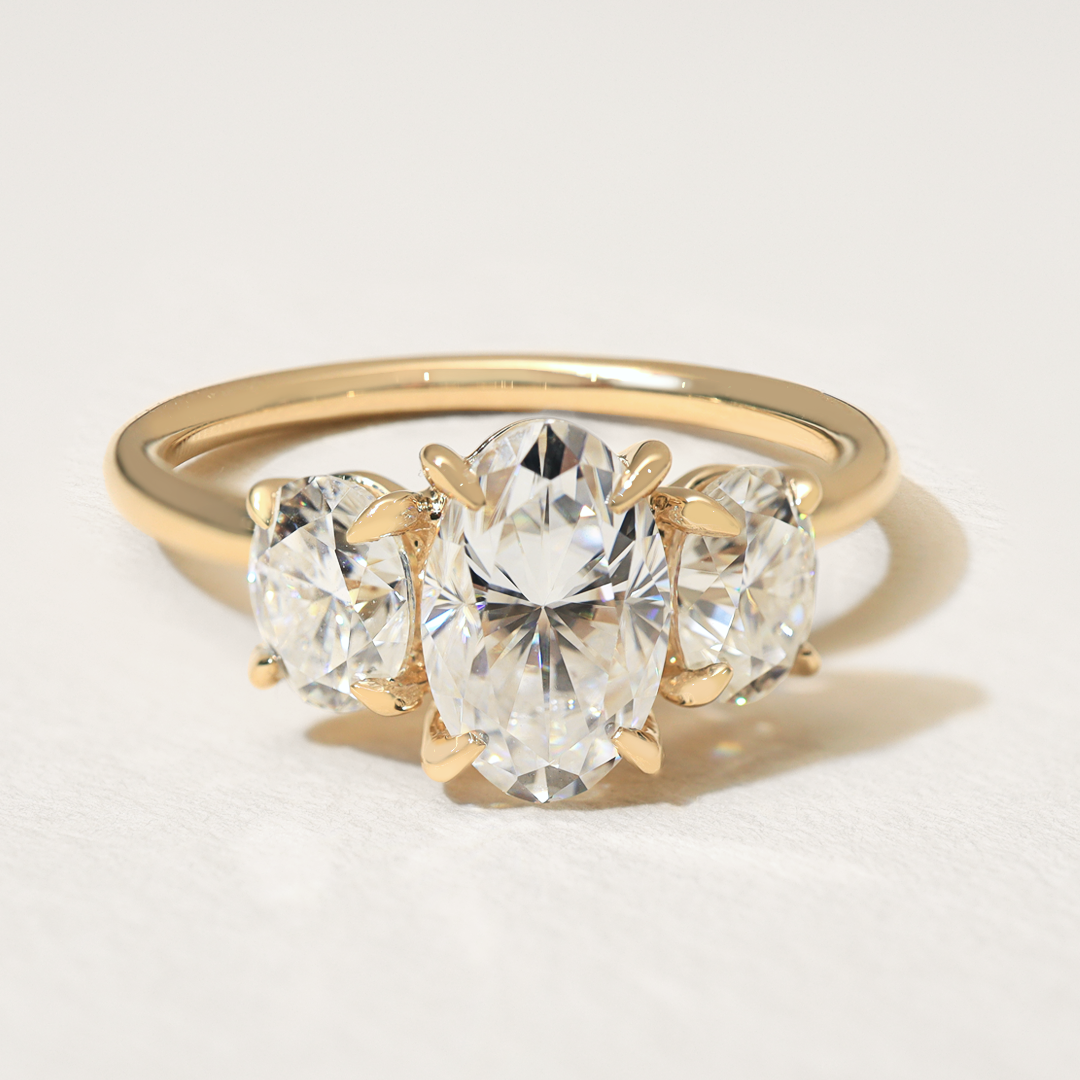 VIRGINIA | 9K YELLOW GOLD TRILOGY PROPOSAL RING