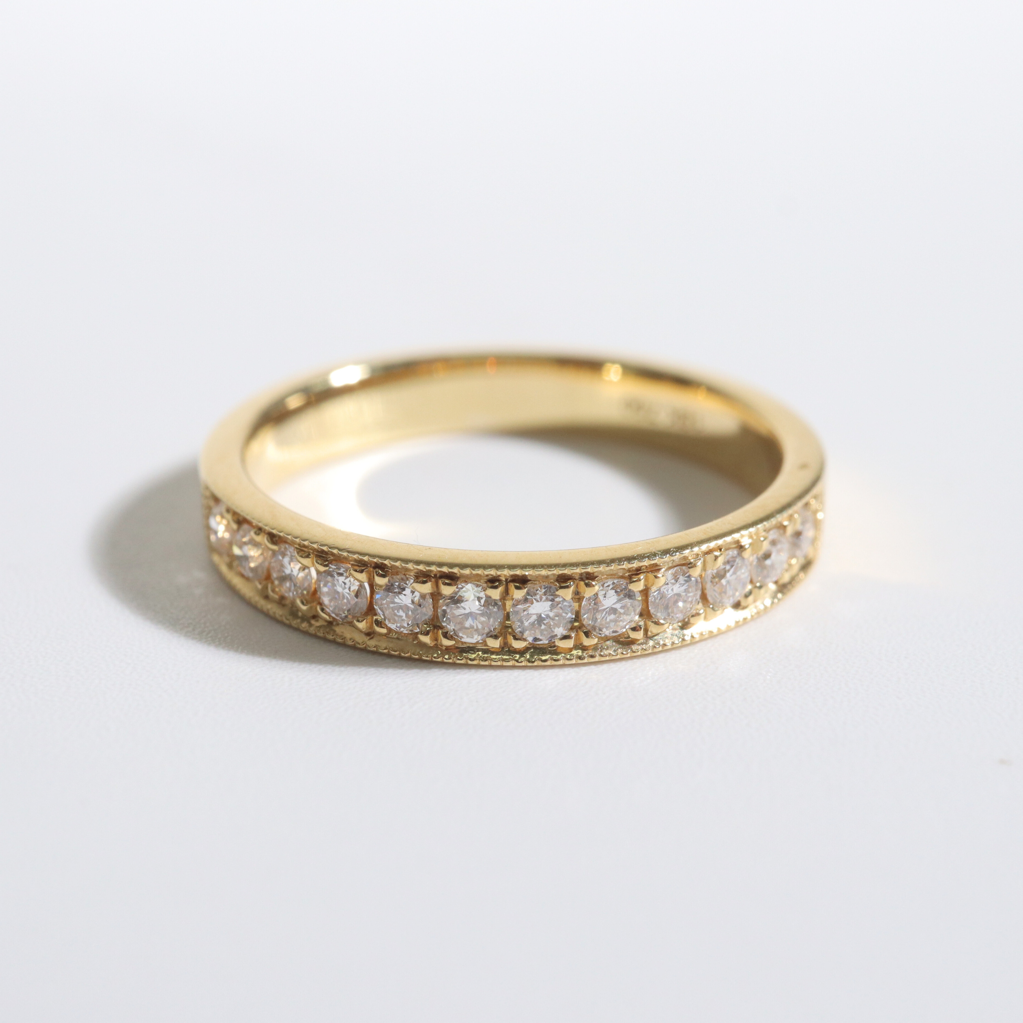 Ellen | 18K Yellow Gold Wedding Ring Featuring 12 Natural Diamonds - The Classic Jewellers