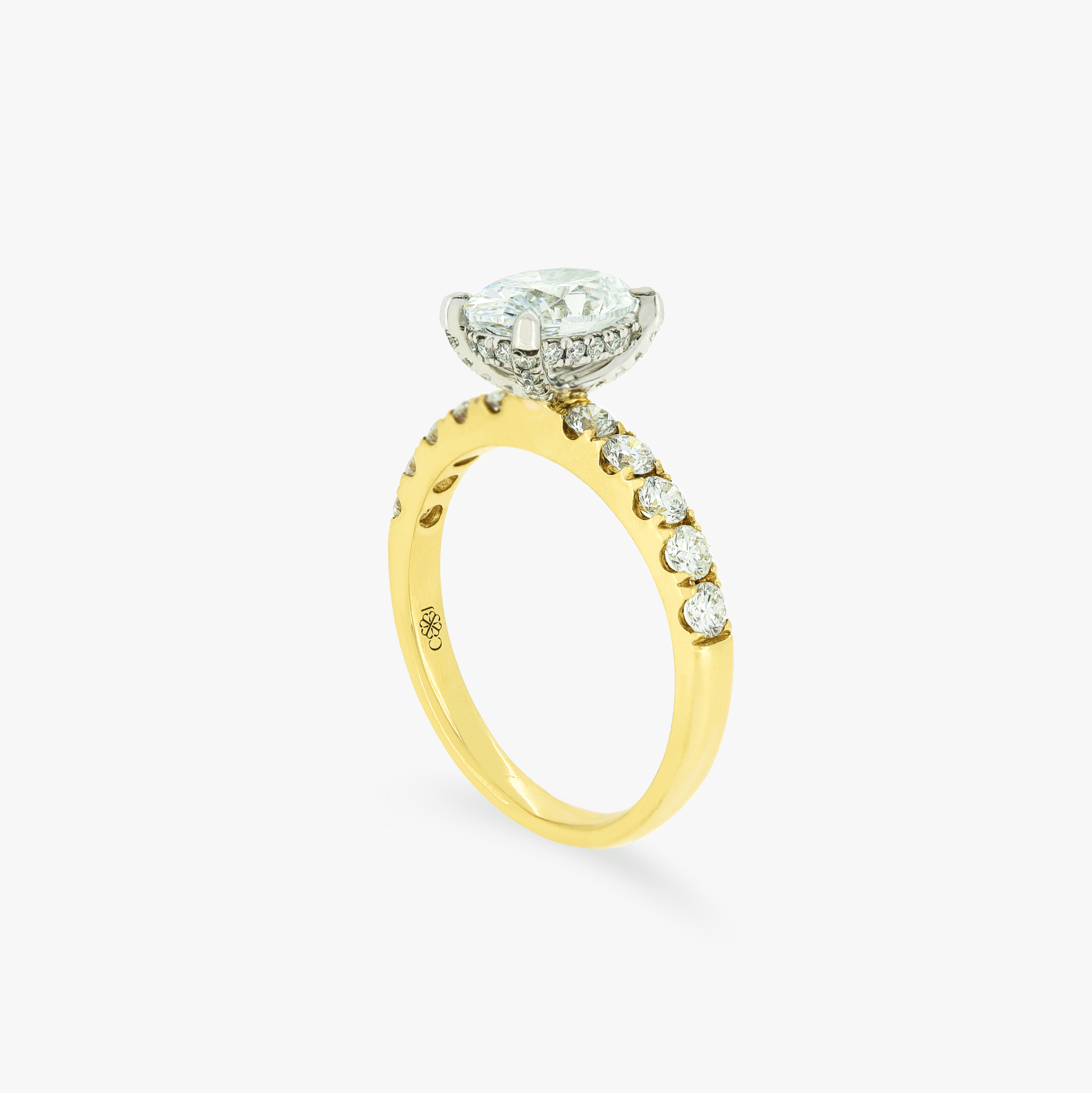 ALEXANDRIA | 1.55CT OVAL SOLITAIRE WITH PAVÉ CLAWS ENGAGEMENT RING