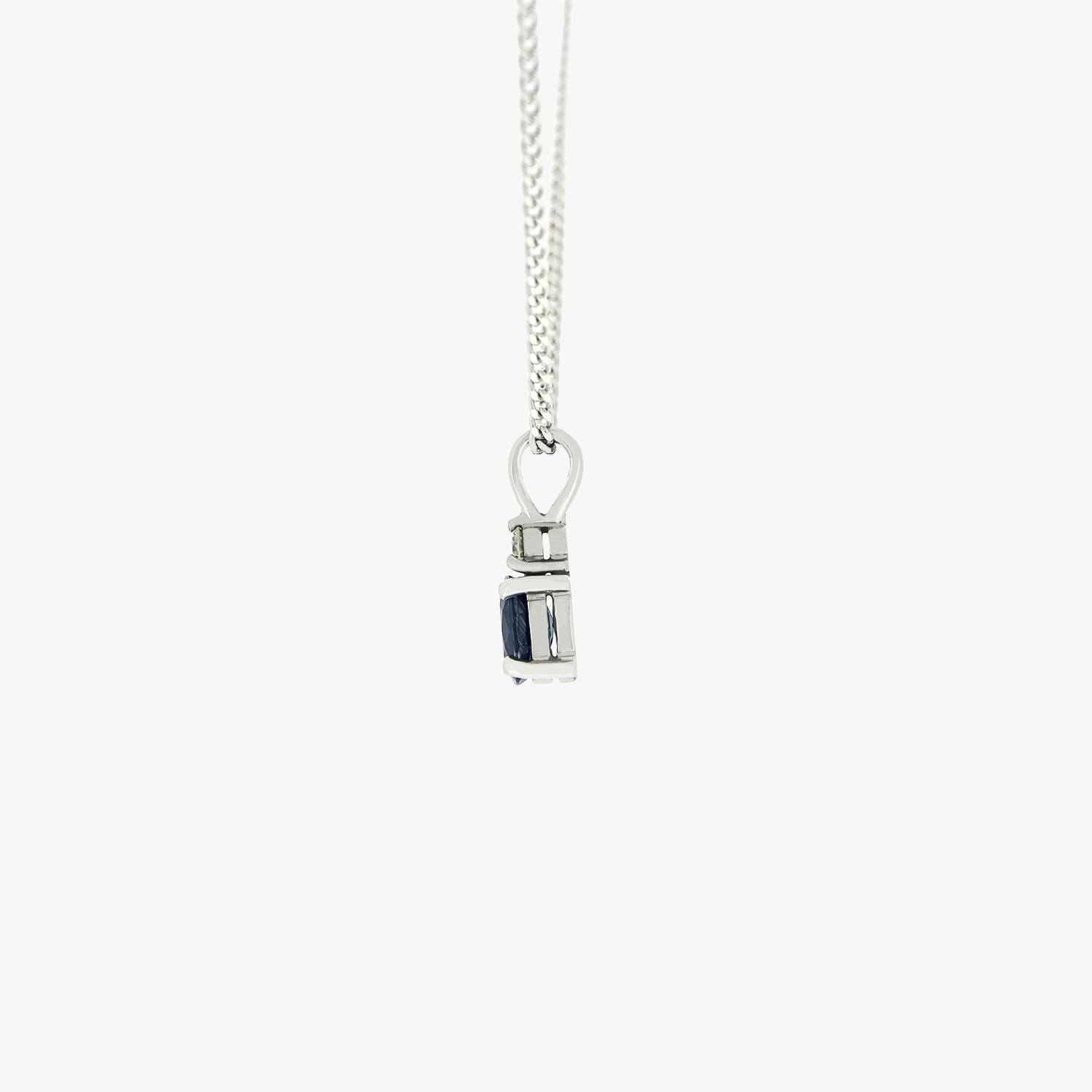 Cari | 18K White Gold Sapphire Pendant