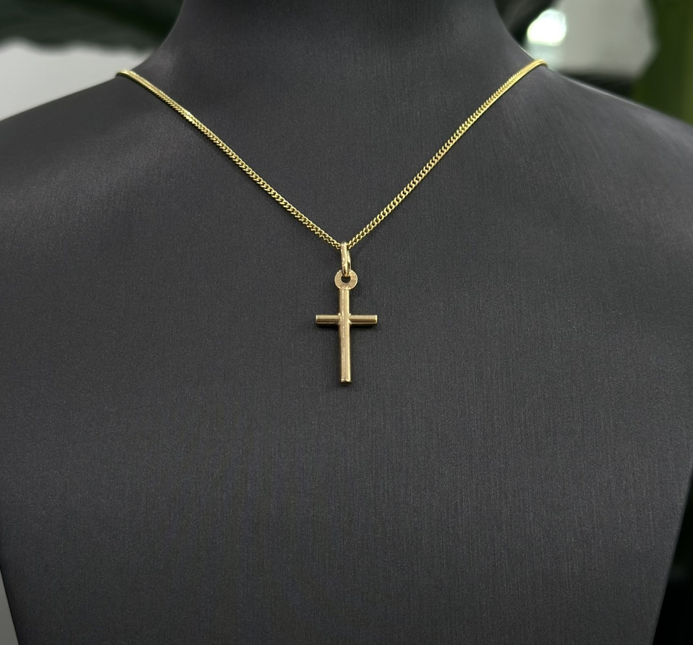 9 Carat Yellow Gold Cross