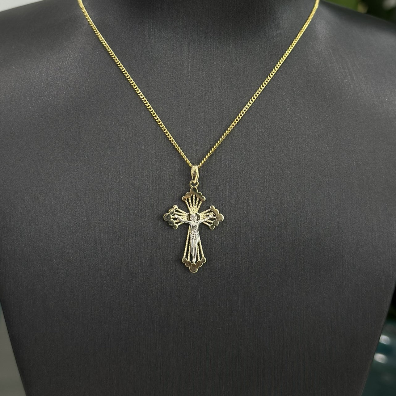 9ct Two Toned Fancy Crucifixion Pendant