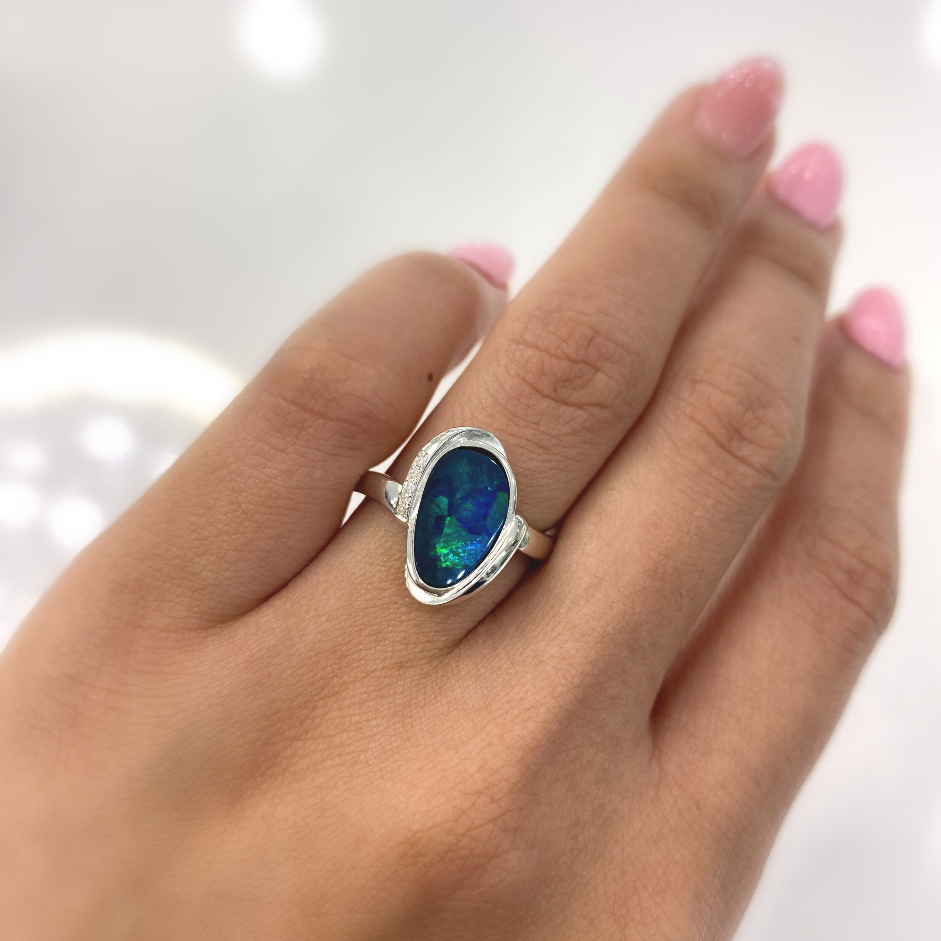 Lisa | Doublet Opal Silver Ring