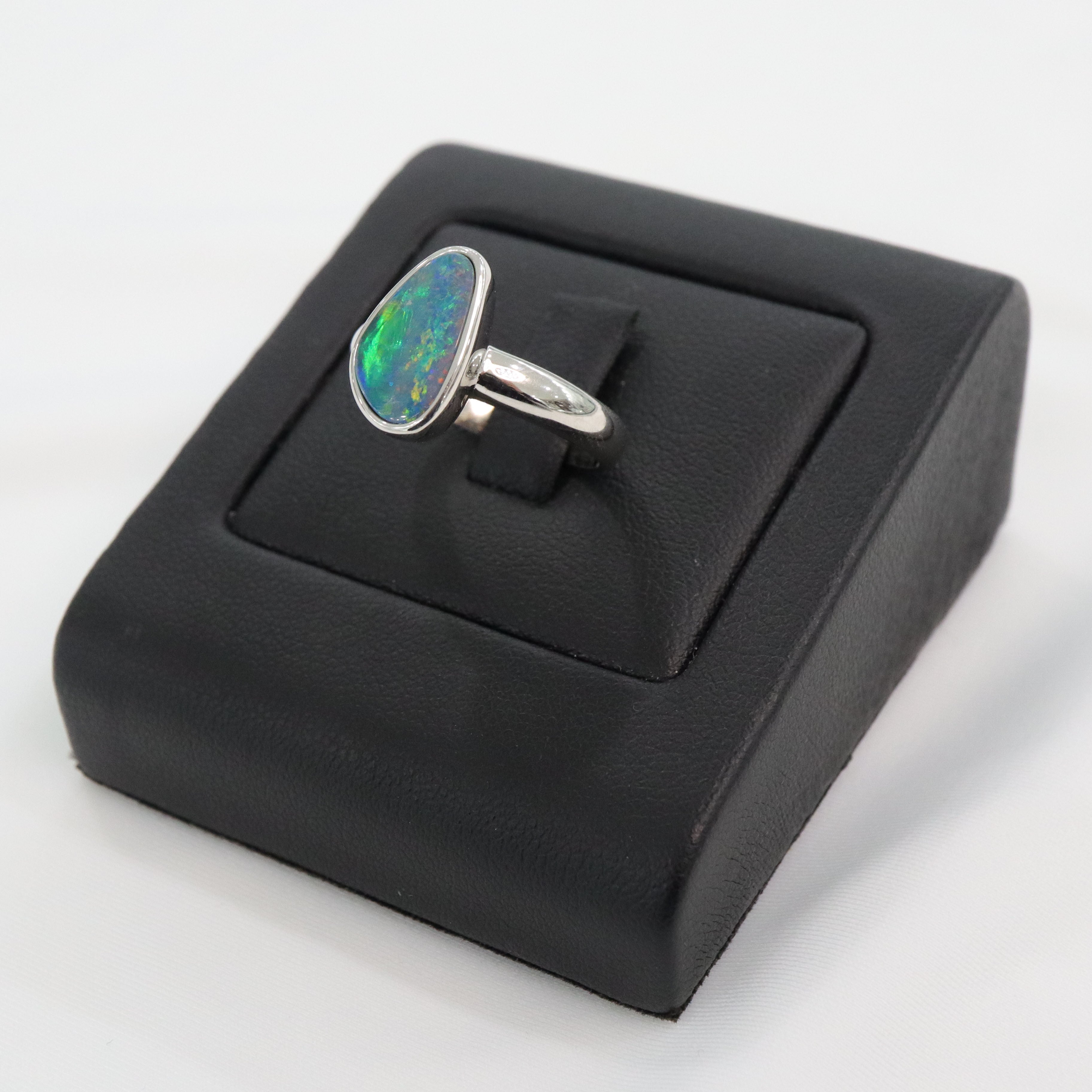 Rose | Doublet Opal Silver Ring