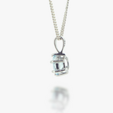 Vera | Round Cut Aquamarine Pendant