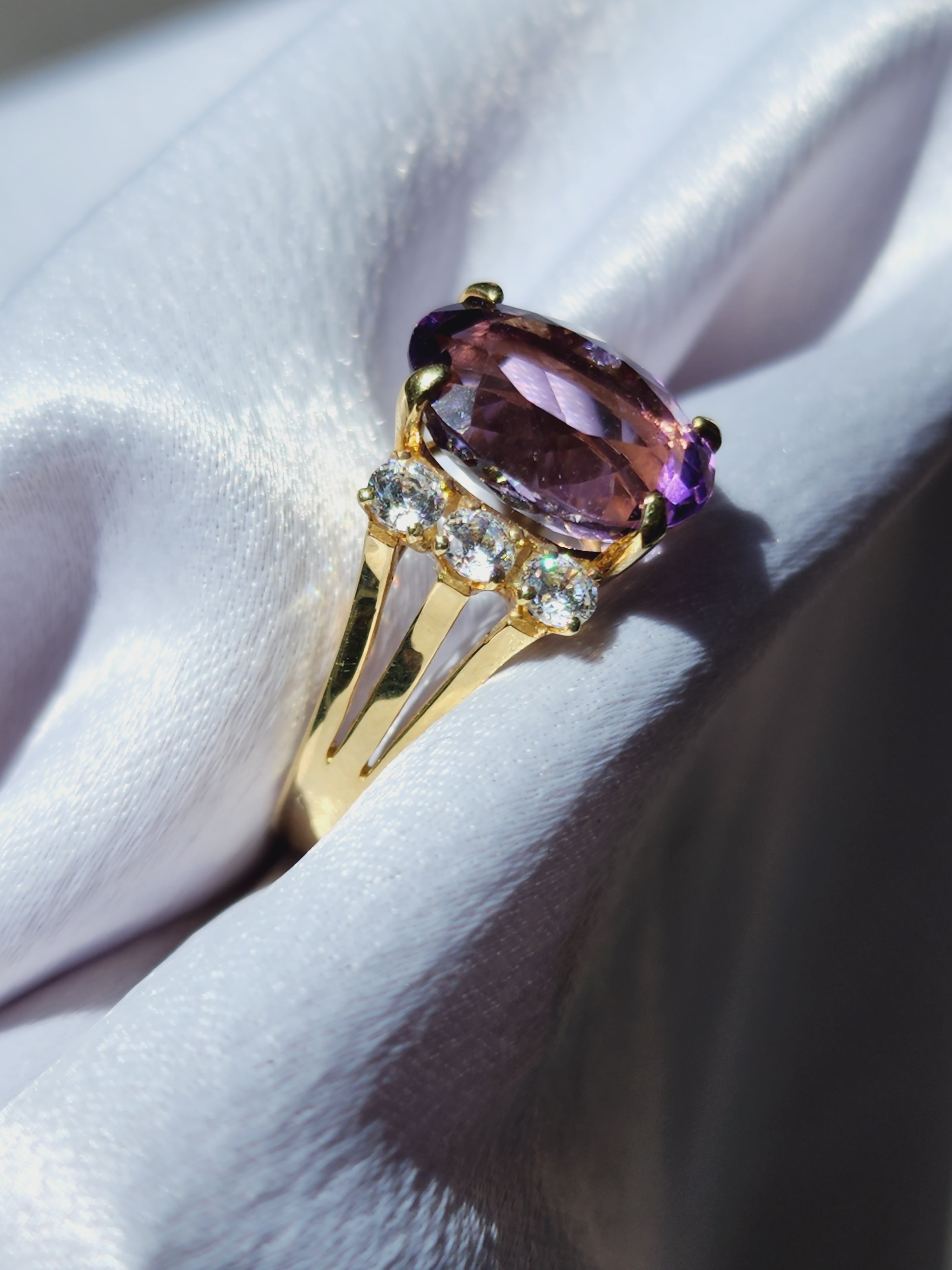 Ophelia | Amethyst claw set ring - The Classic Jewellers