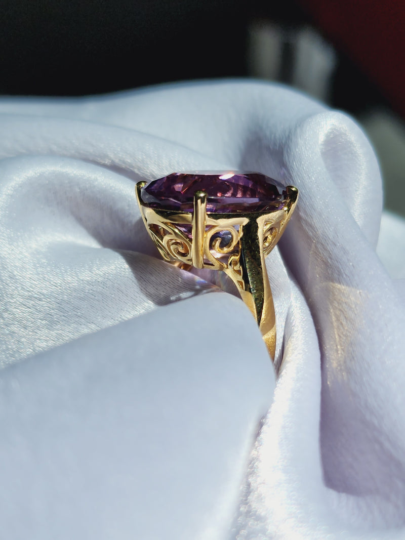 Bernadette | Amethyst vintage claw ring - The Classic Jewellers