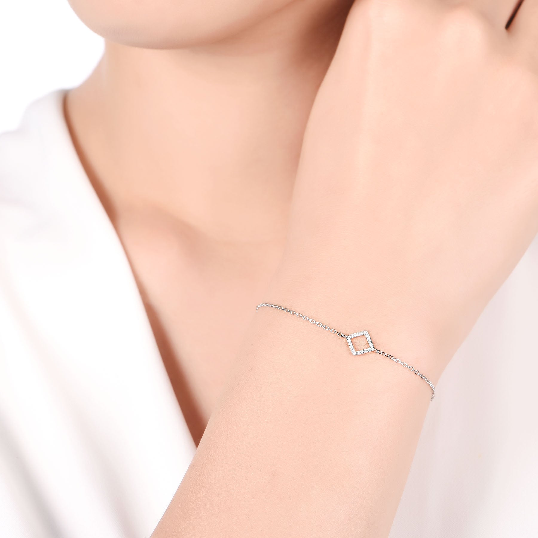 Halo Diamond Bracelet - The Classic Jewellers