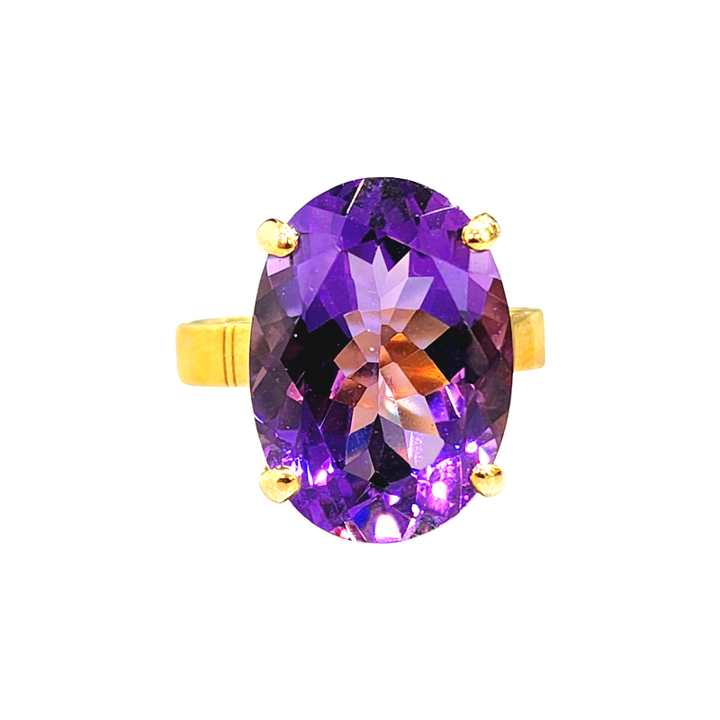Florence | Claw set Amethyst ring - The Classic Jewellers